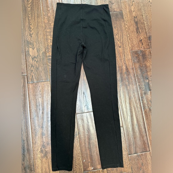 Liverpool High Rise Legging - Picture 6 of 6